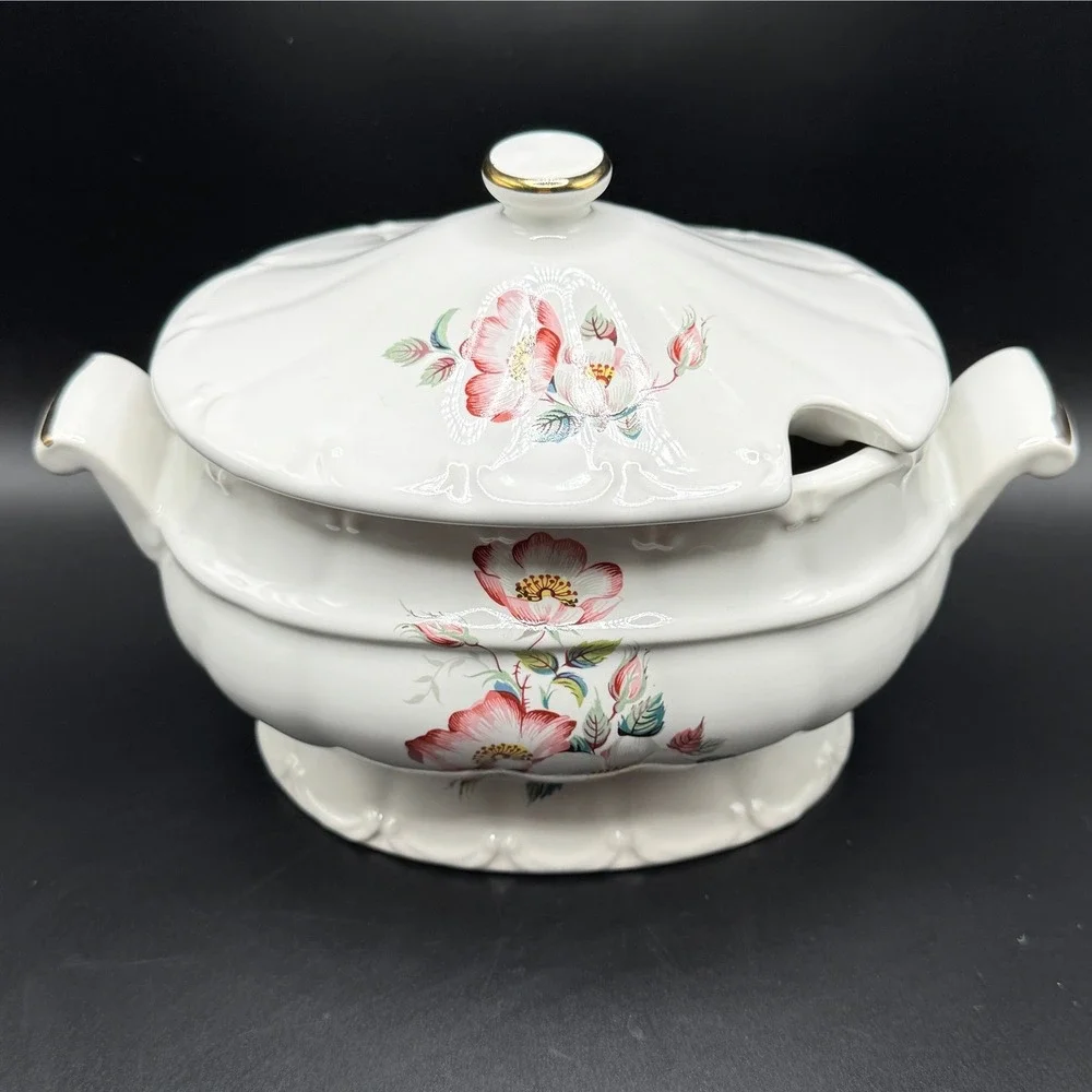 House of Webster Briar Rose Soup Tureen with Lid Cottage Gold Trim White Ceramic